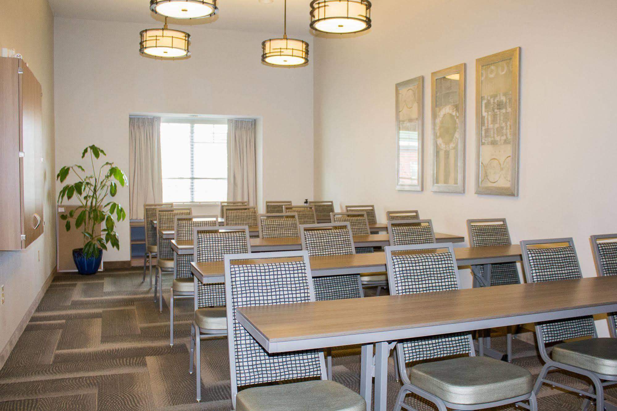 Microtel Inn & Suites By Wyndham - Penn Yan Buitenkant foto