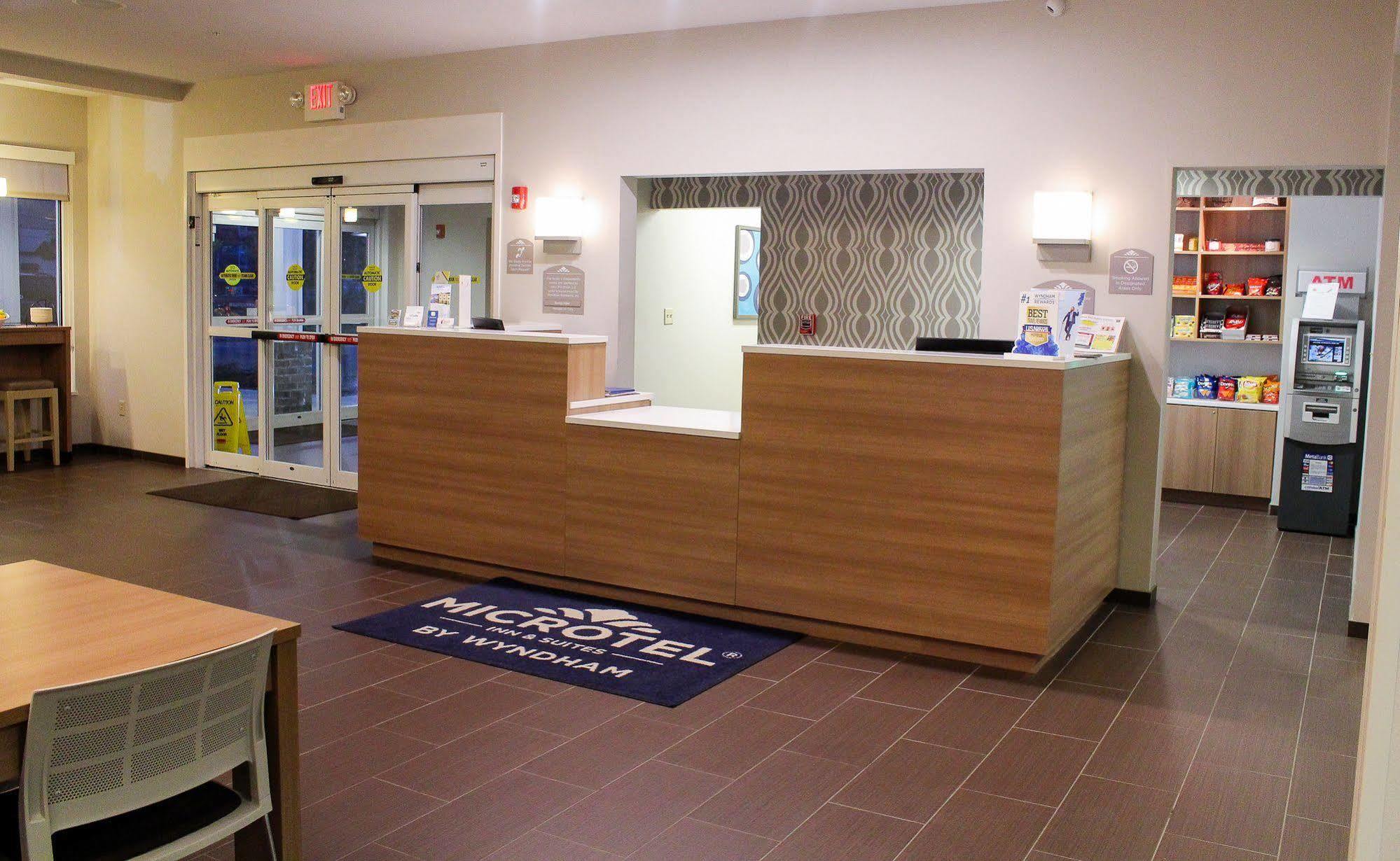 Microtel Inn & Suites By Wyndham - Penn Yan Buitenkant foto