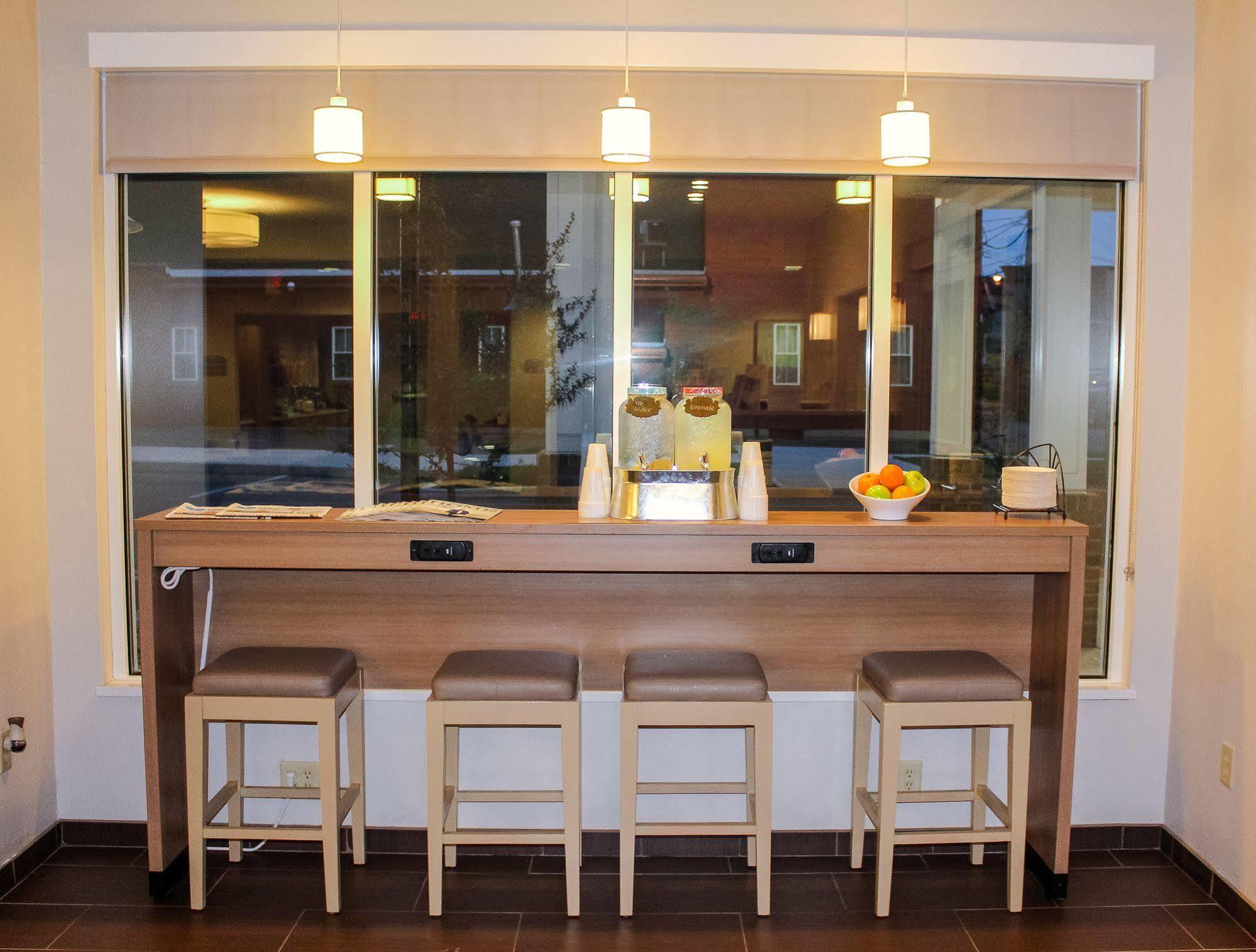 Microtel Inn & Suites By Wyndham - Penn Yan Buitenkant foto